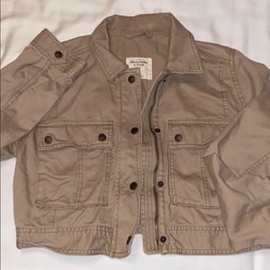 Abercrombie & Fitch Cropped Camel Utility Jacket